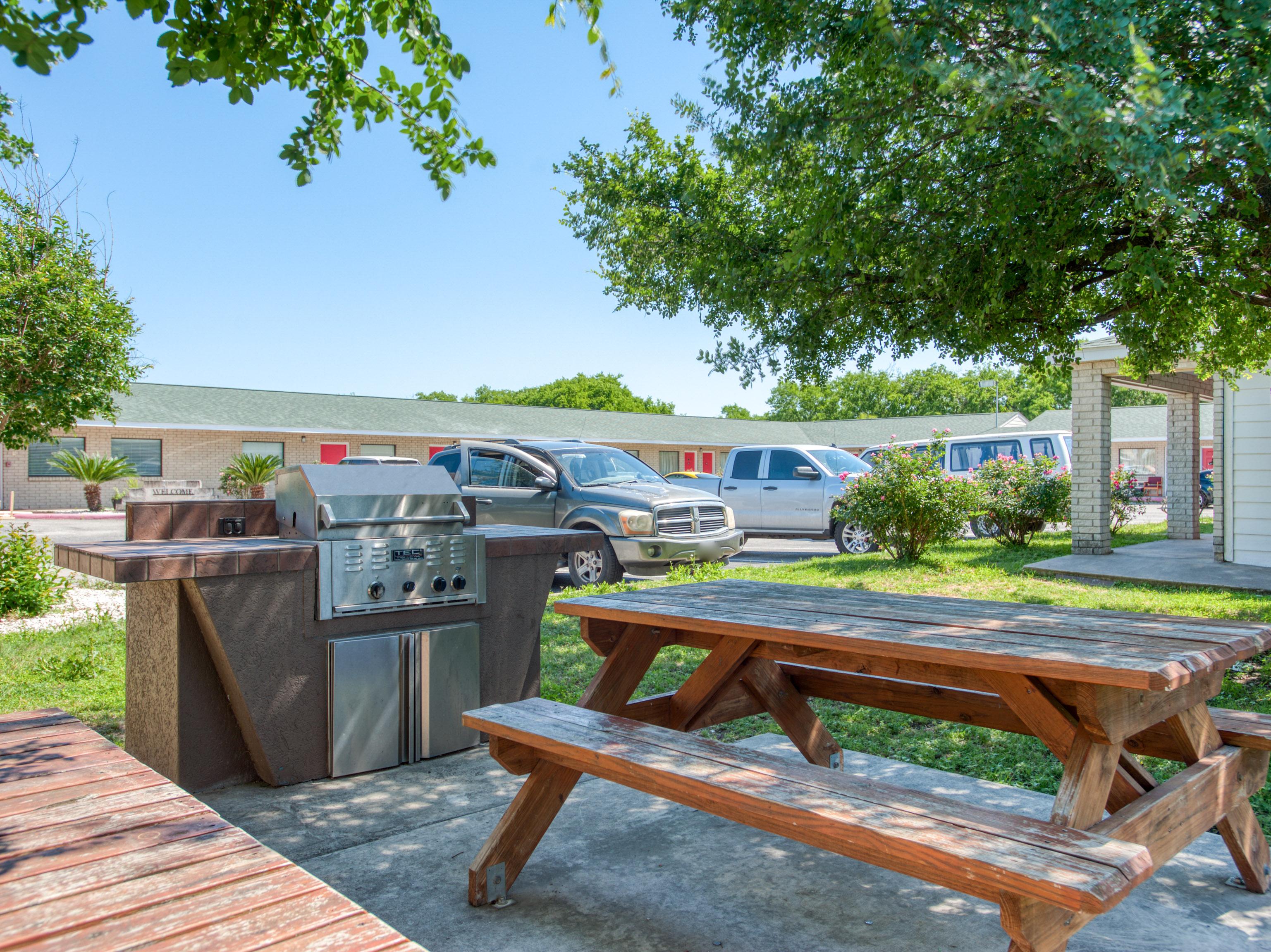 Oyo Hotel San Antonio Near At&T Center Екстер'єр фото
