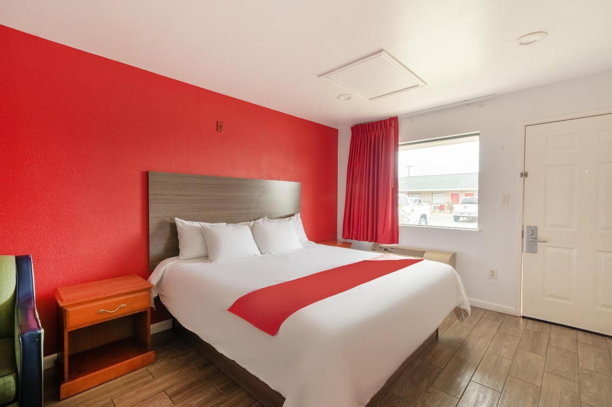 Oyo Hotel San Antonio Near At&T Center Екстер'єр фото