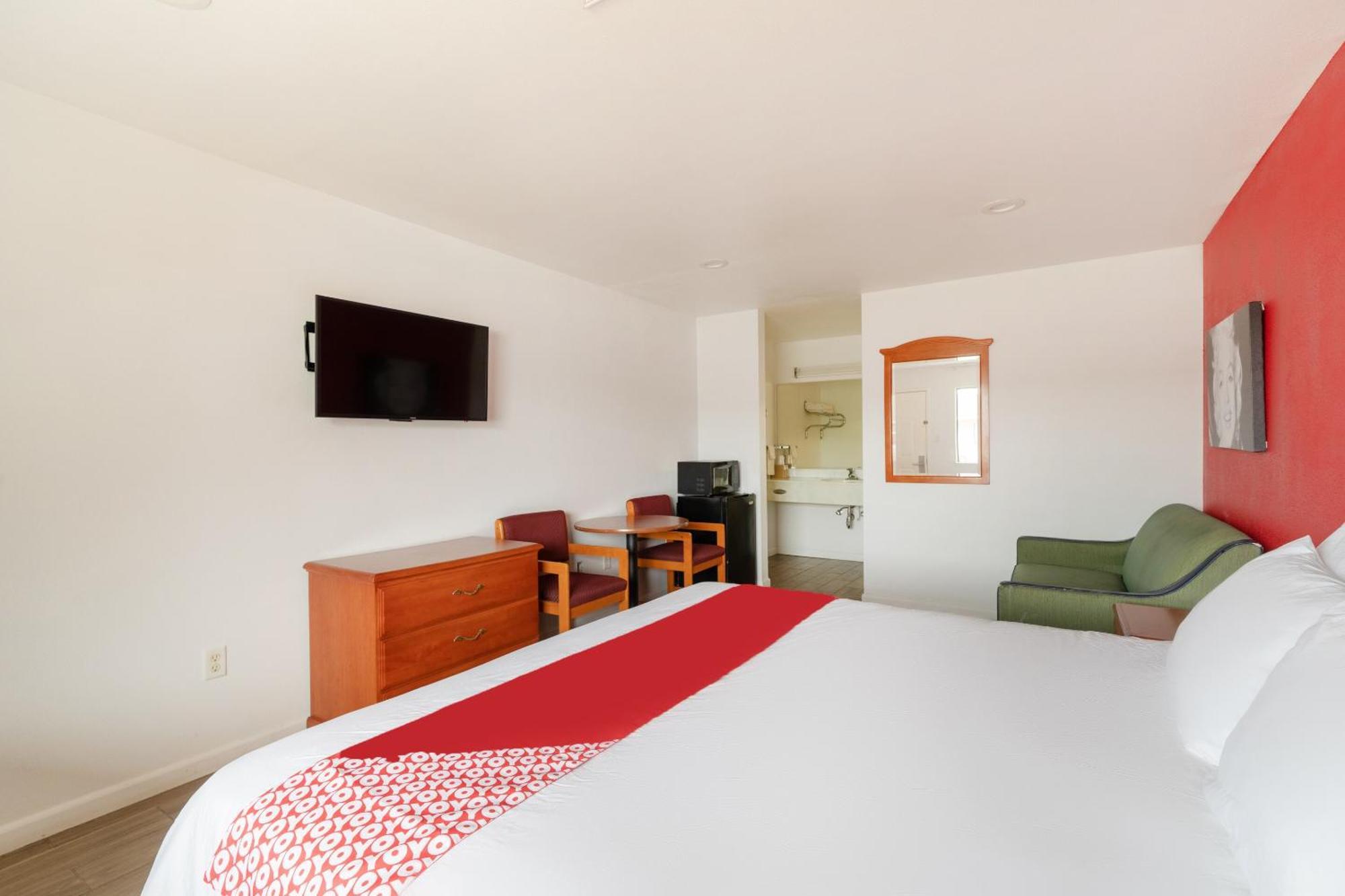 Oyo Hotel San Antonio Near At&T Center Екстер'єр фото